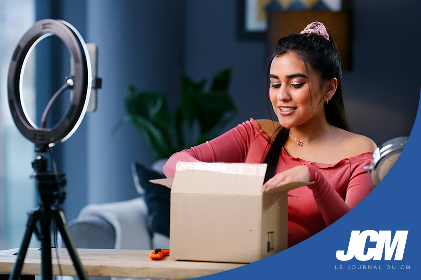 Influenceuse beauté en live