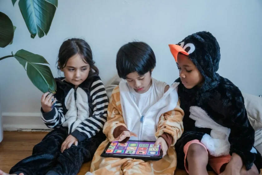 accès aux réseaux sociaux pour les plus jeunes