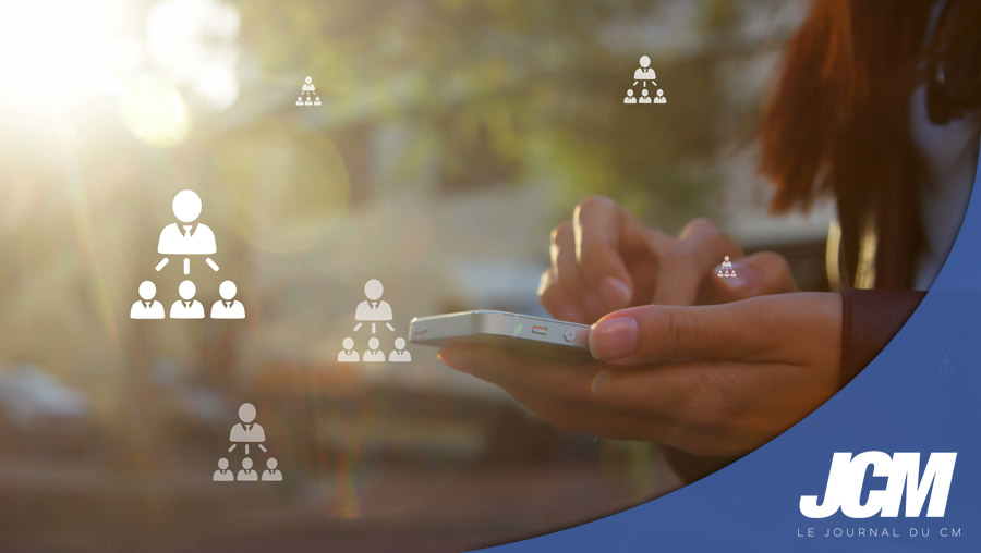 Communauté en ligne gérée sur smartphone