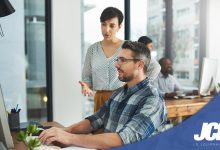 Personne en formation pour devenir community manager